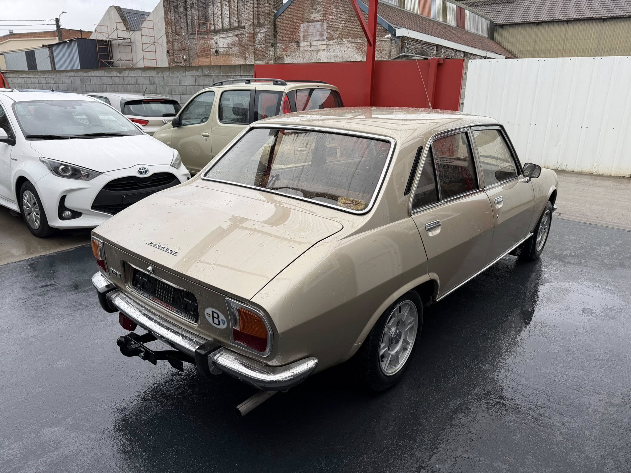 Peugeot 504