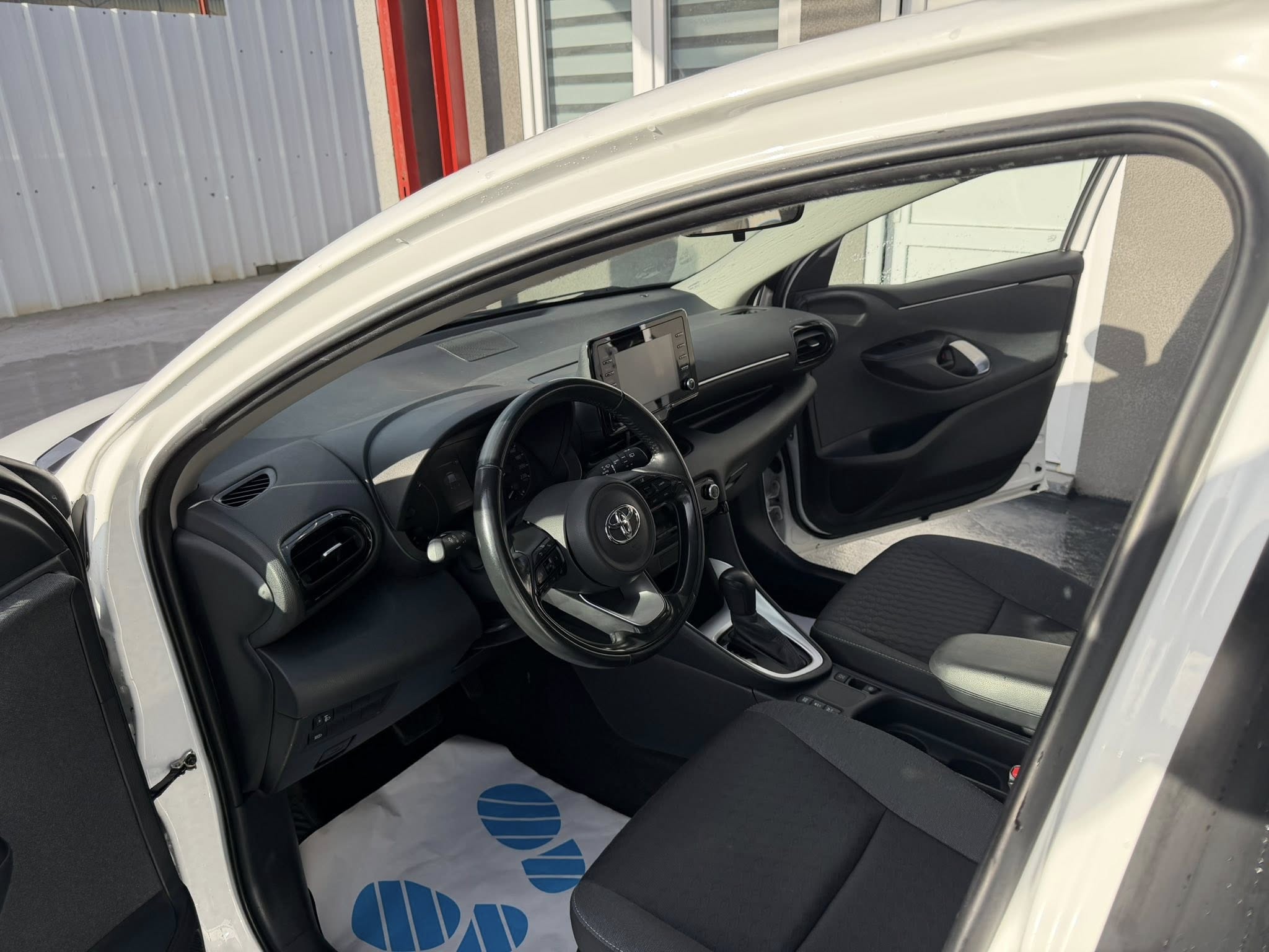 Toyota yaris  hybride