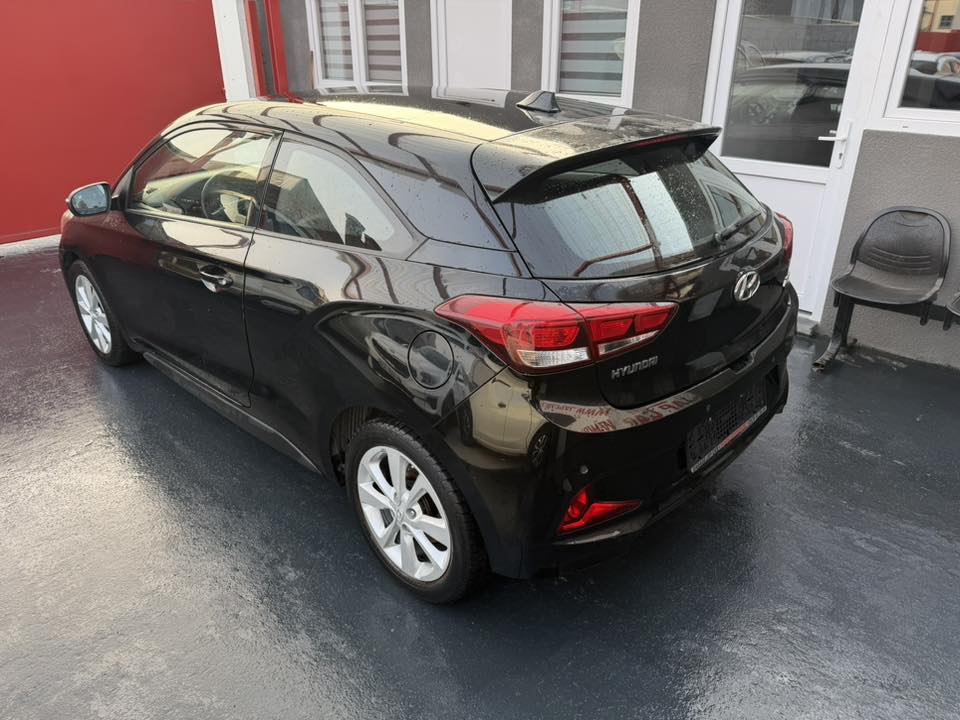 Hyundai i20 coupe sport 