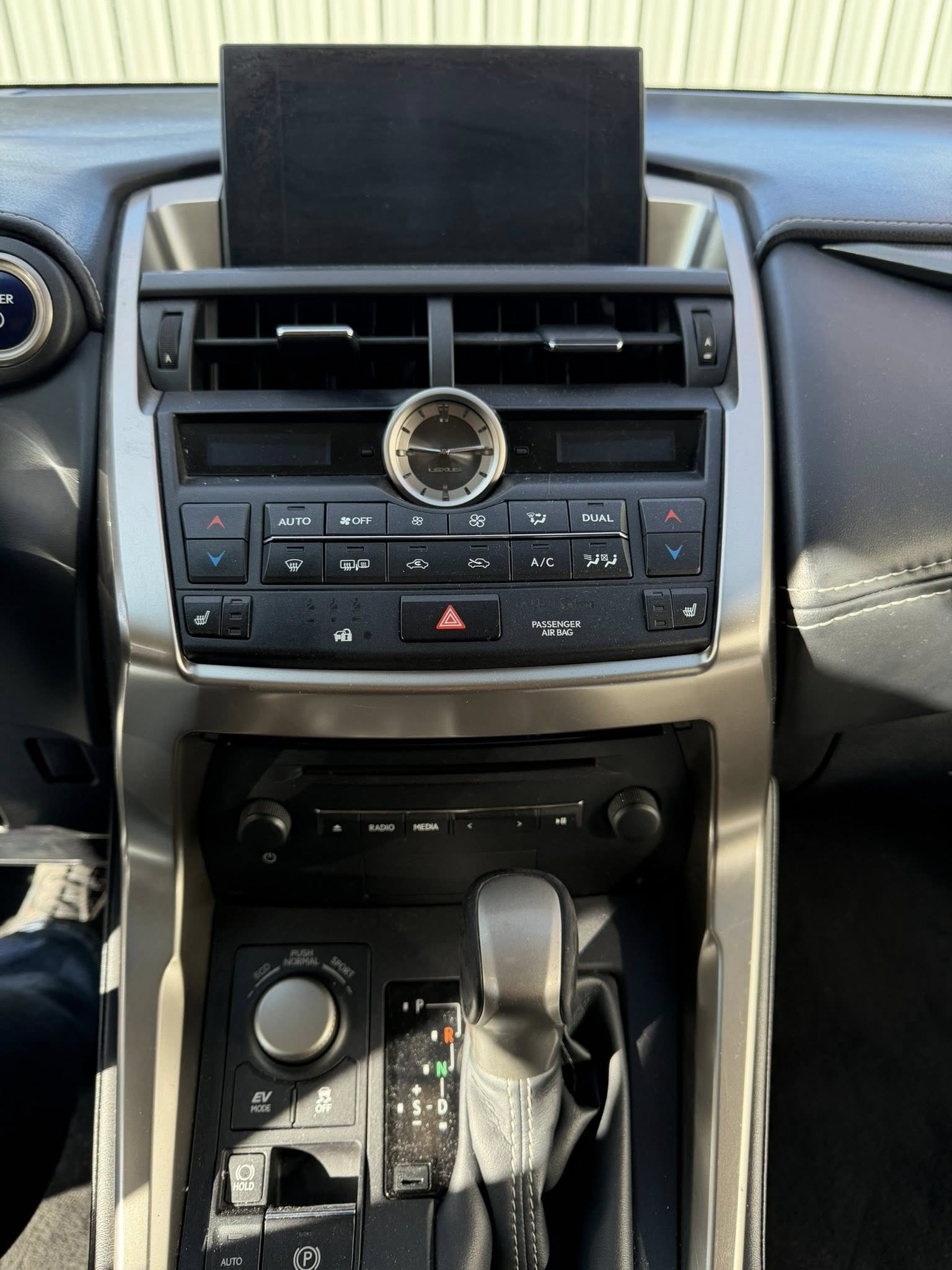 lexus NX300 hybride 