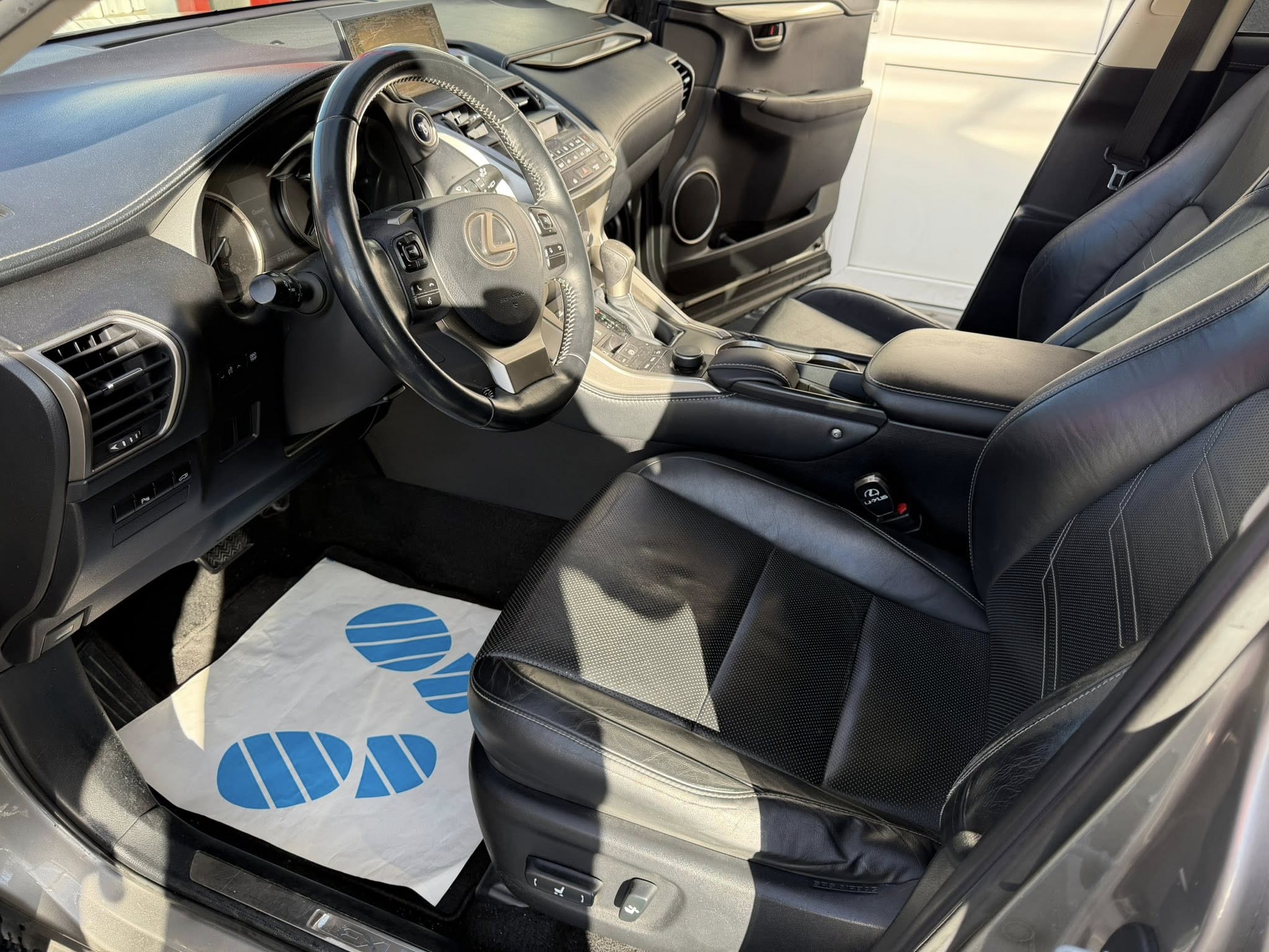 lexus NX300 hybride 