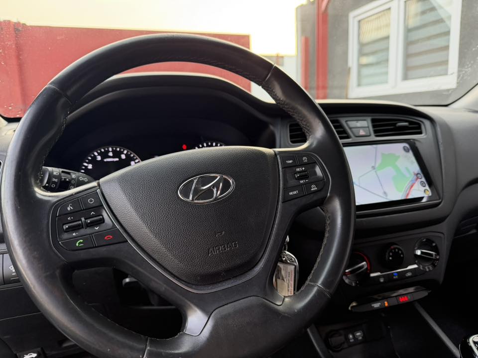 Hyundai i20 coupe