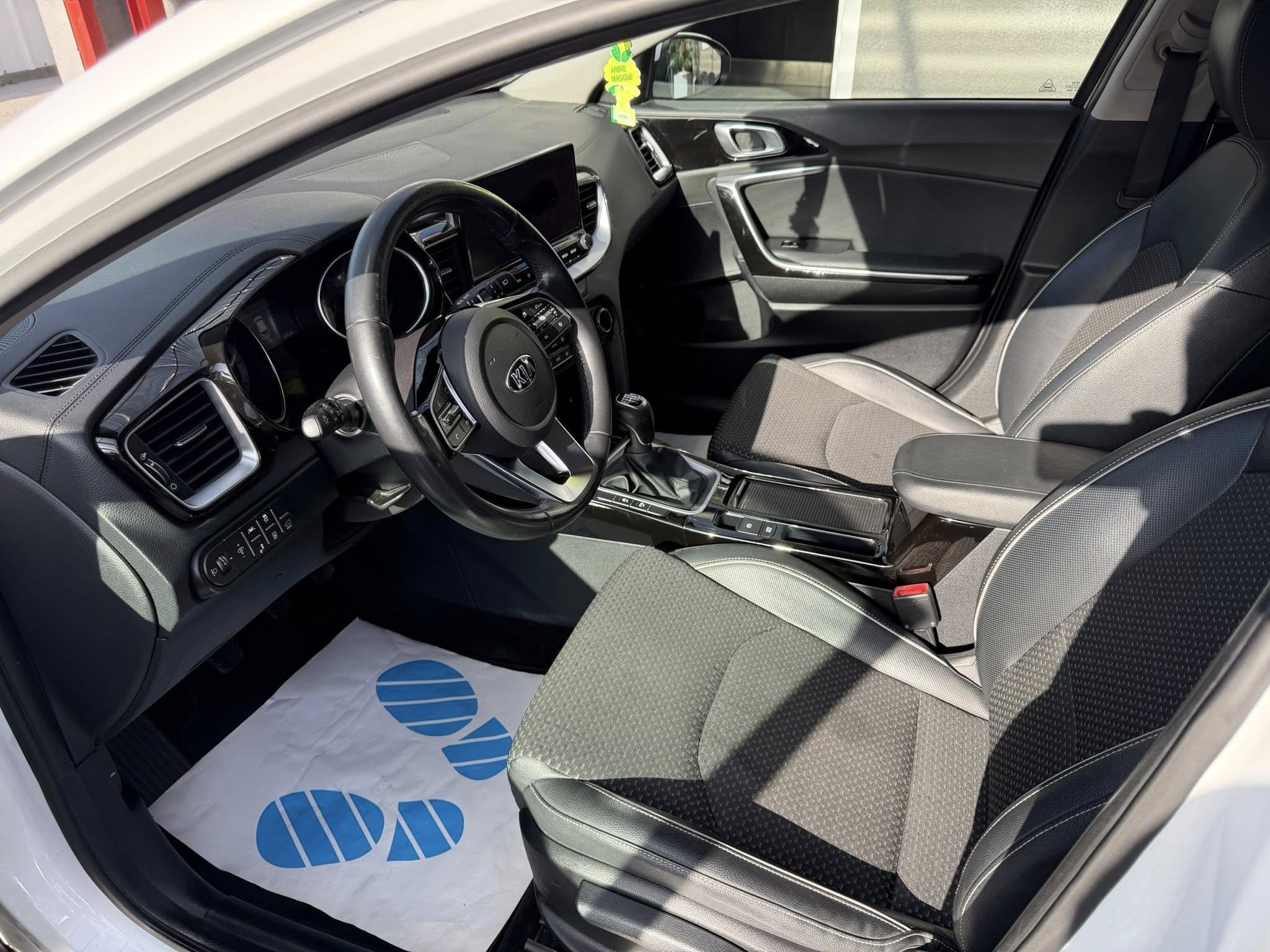 KIA x ceed