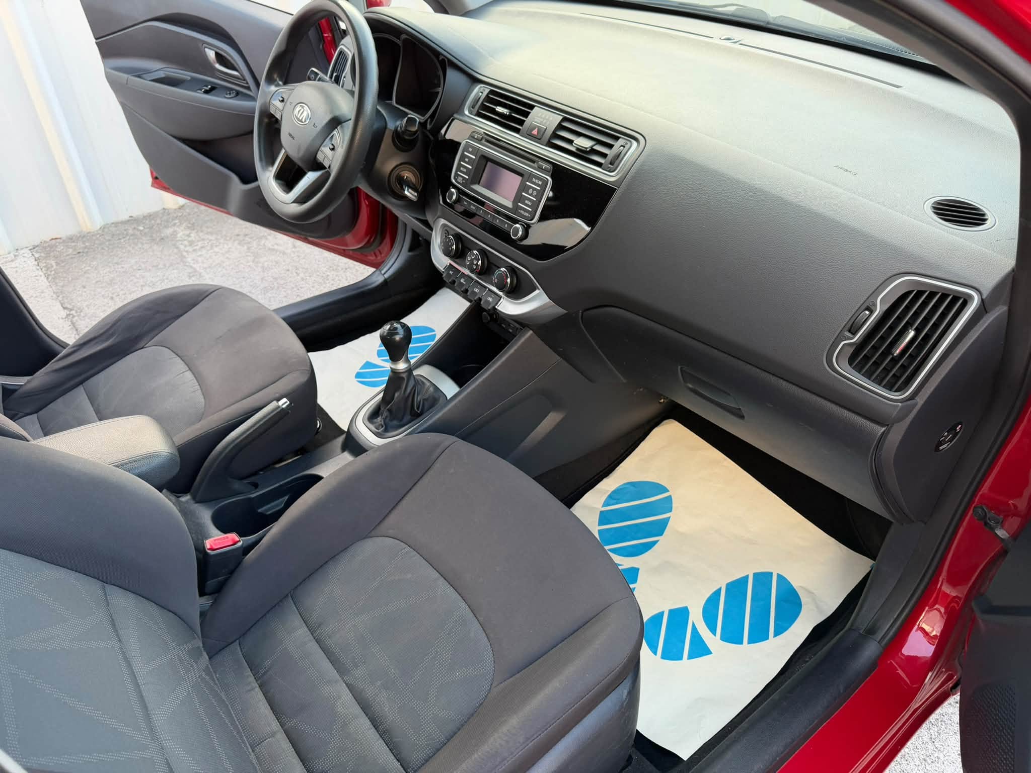 KIA rio 