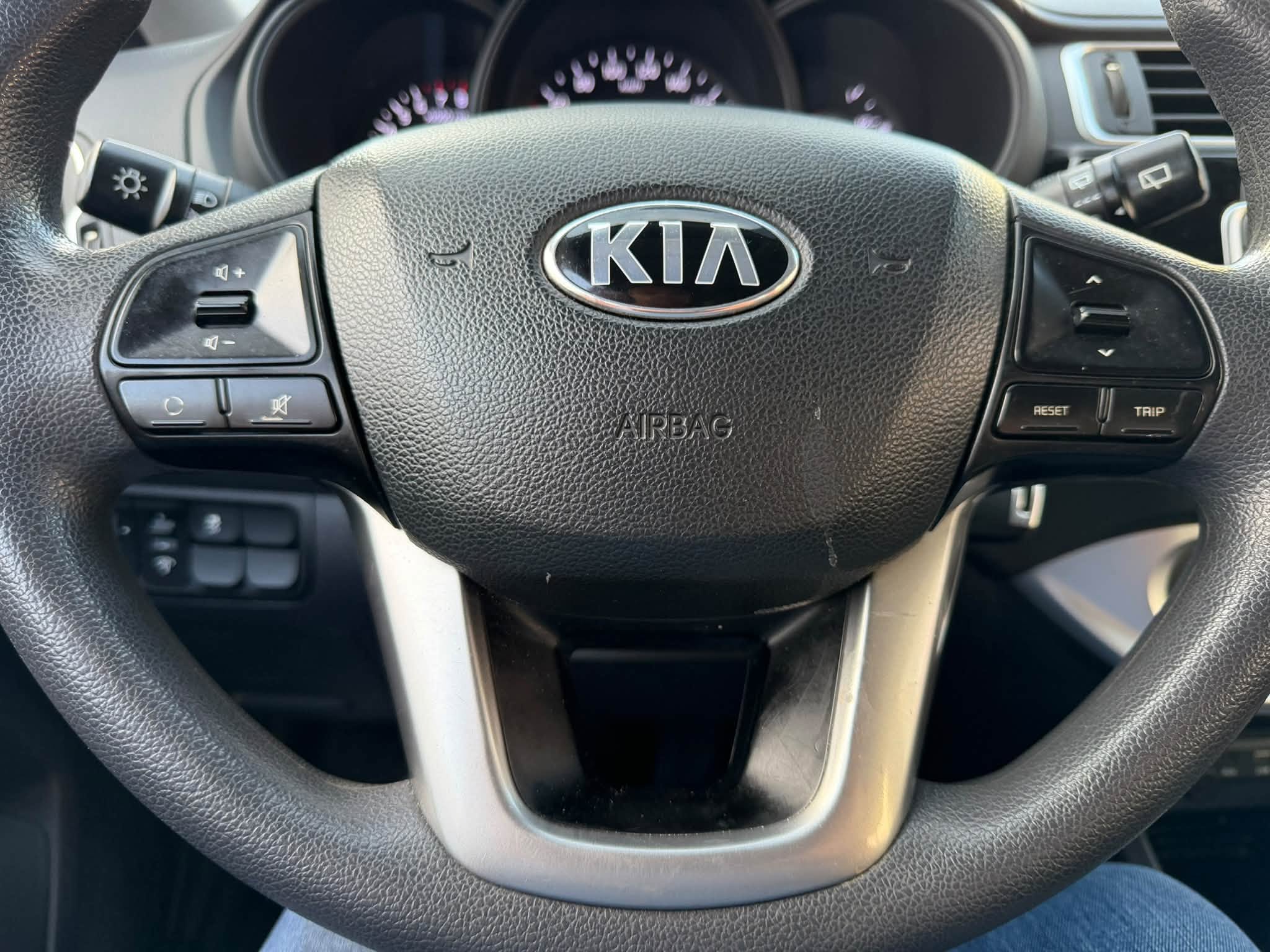 KIA rio 
